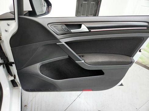 Used 2017 Volkswagen GTI S FWD image 25