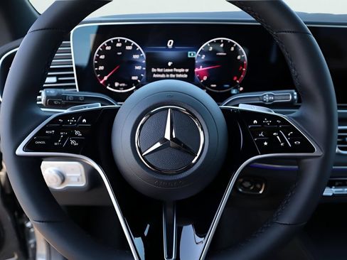 Certified 2026 Mercedes-Benz GLE 350 4MATIC image 33