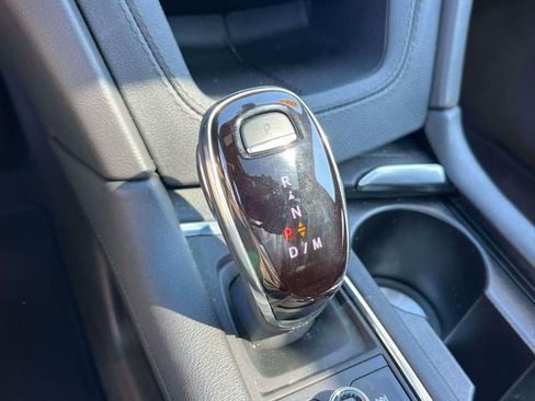 Used 2023 Cadillac XT6 Premium Luxury AWD/4WD image 33