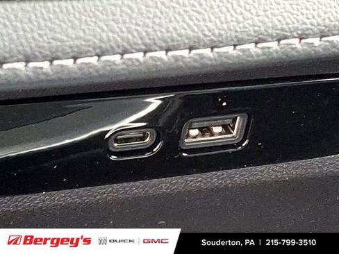New 2026 Buick Enclave Sport Touring w/ Power Package image 20