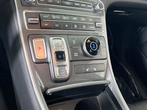 Used 2023 Hyundai Santa Fe SEL image 17