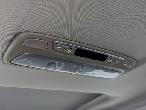 Used 2025 Kia Telluride S image 31