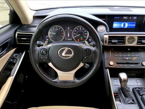 Used 2015 Lexus IS 350 w/ Navigation System Package RWD image 6