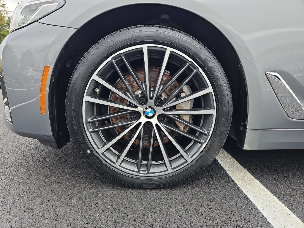 Certified 2023 BMW 530i xDrive w/ Premium Package AWD/4WD image 24