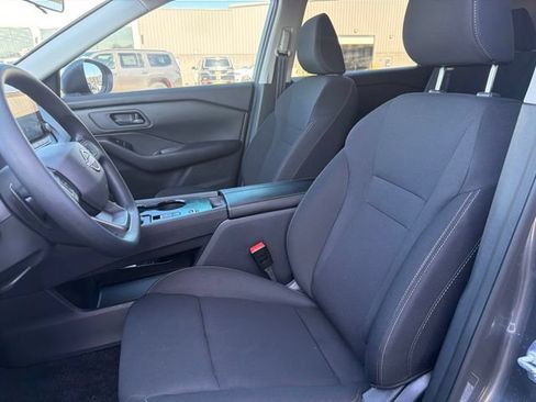 Used 2026 Nissan Rogue S FWD image 12