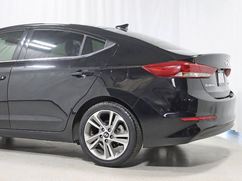 Used 2018 Hyundai Elantra Limited w/ Cargo Package image 10