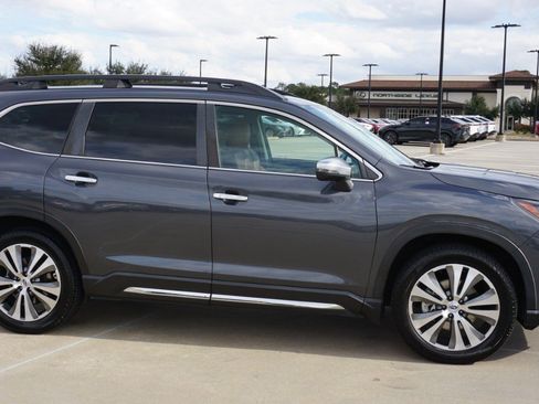 Used 2019 Subaru Ascent Touring w/ Popular Package #2A image 4