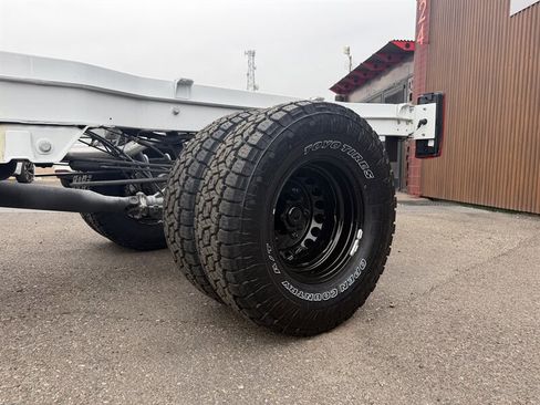 Used 2023 Mercedes-Benz Sprinter 3500 image 9