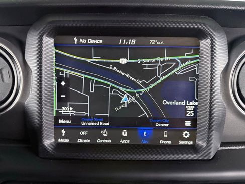 Used 2023 Jeep Wrangler Willys AWD/4WD image 29