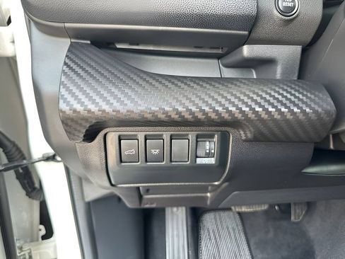 Used 2025 Subaru Ascent Premium AWD/4WD image 13