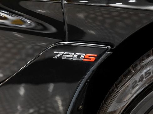 Used 2023 McLaren 720S Spider image 7