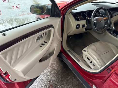 Used 2012 Ford Taurus Limited FWD image 7