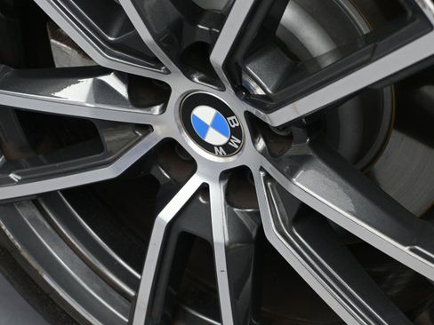 Used 2022 BMW 330i xDrive Sedan w/ Premium Package 2 image 15