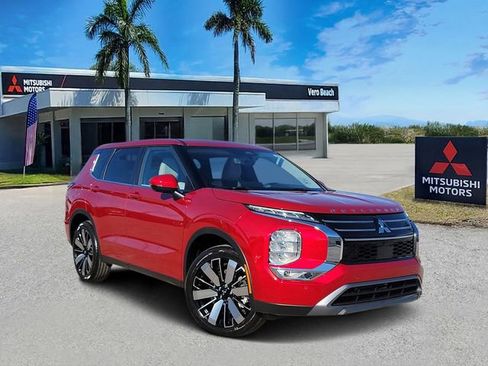 New 2026 Mitsubishi Outlander SE FWD image 1