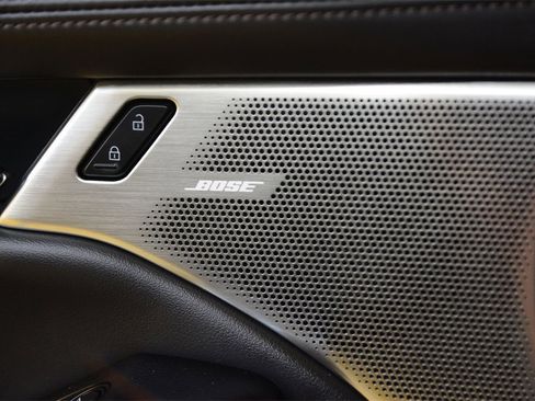 Used 2020 MAZDA MAZDA3 Hatchback w/ Premium Package image 12