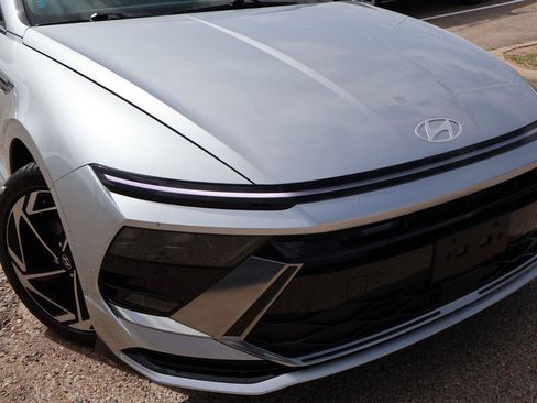Used 2025 Hyundai Sonata SEL FWD image 8