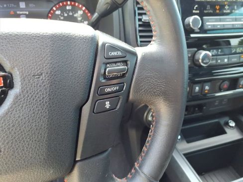 Used 2021 Nissan Titan PRO-4X w/ Pro-4x Convenience Package AWD/4WD image 32