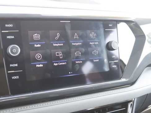 Used 2024 Volkswagen Taos SEL image 24