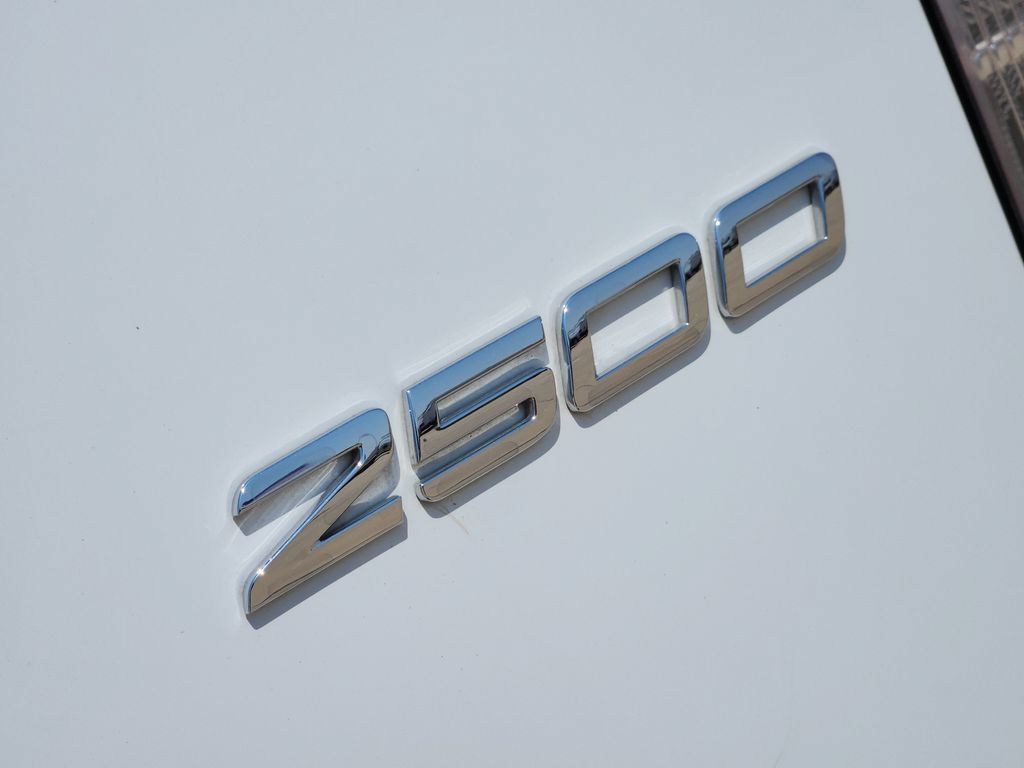 Used 2023 Mercedes-Benz Sprinter 2500 image 13