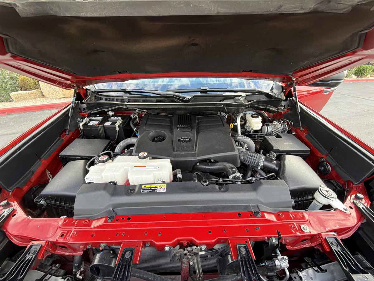Used 2022 Toyota Tundra SR5 AWD/4WD image 40