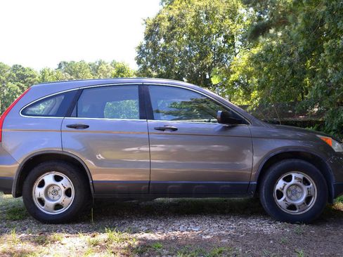 Used 2011 Honda CR-V LX image 4