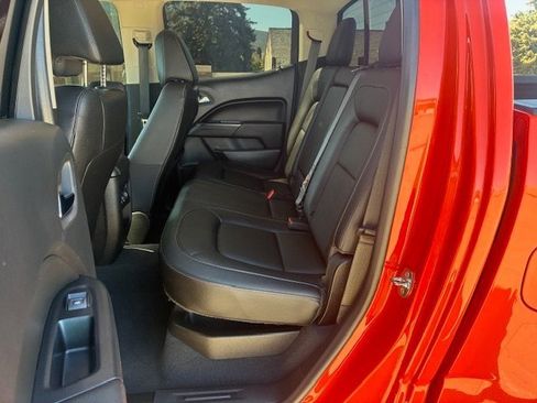 Used 2020 Chevrolet Colorado ZR2 image 18