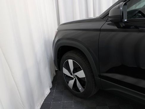 New 2025 Volkswagen Taos S image 20