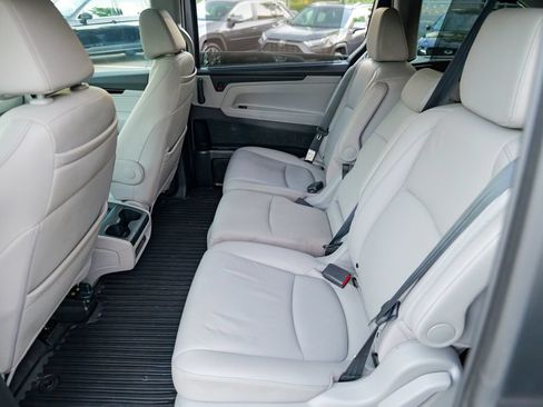 Used 2023 Honda Odyssey Touring image 27