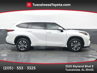 Used 2022 Toyota Highlander XLE