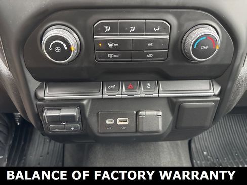 Used 2022 Chevrolet Silverado 2500 Custom w/ Custom Value Package image 22