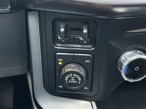 Used 2023 Ford F150 Limited image 28