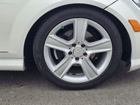 Used 2011 Mercedes-Benz C 300 4MATIC Sedan image 10