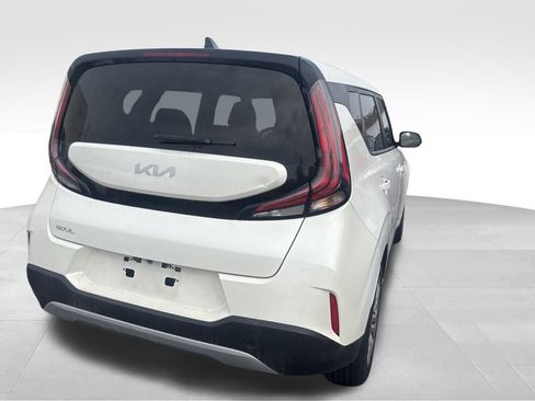 Certified 2023 Kia Soul LX image 15