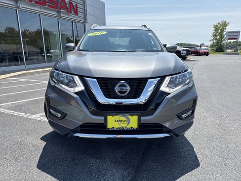 Used 2018 Nissan Rogue SV AWD/4WD image 17