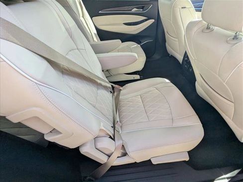 Used 2022 Buick Enclave Avenir w/ Avenir Technology Package image 20