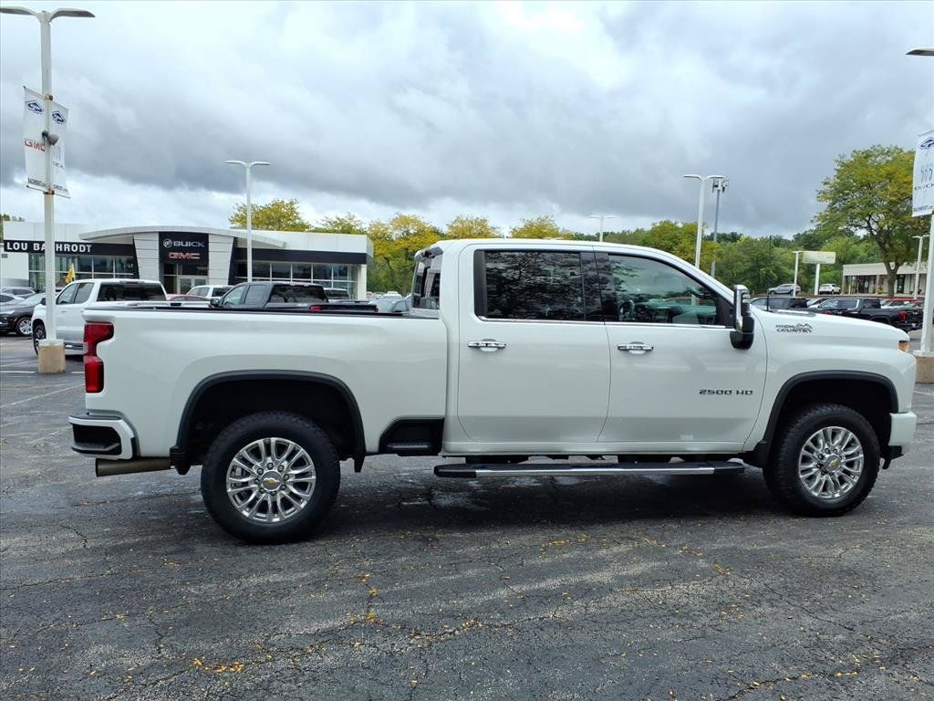 Used 2023 Chevrolet Silverado 2500 High Country w/ Z71 Off-Road Package AWD/4WD image 8