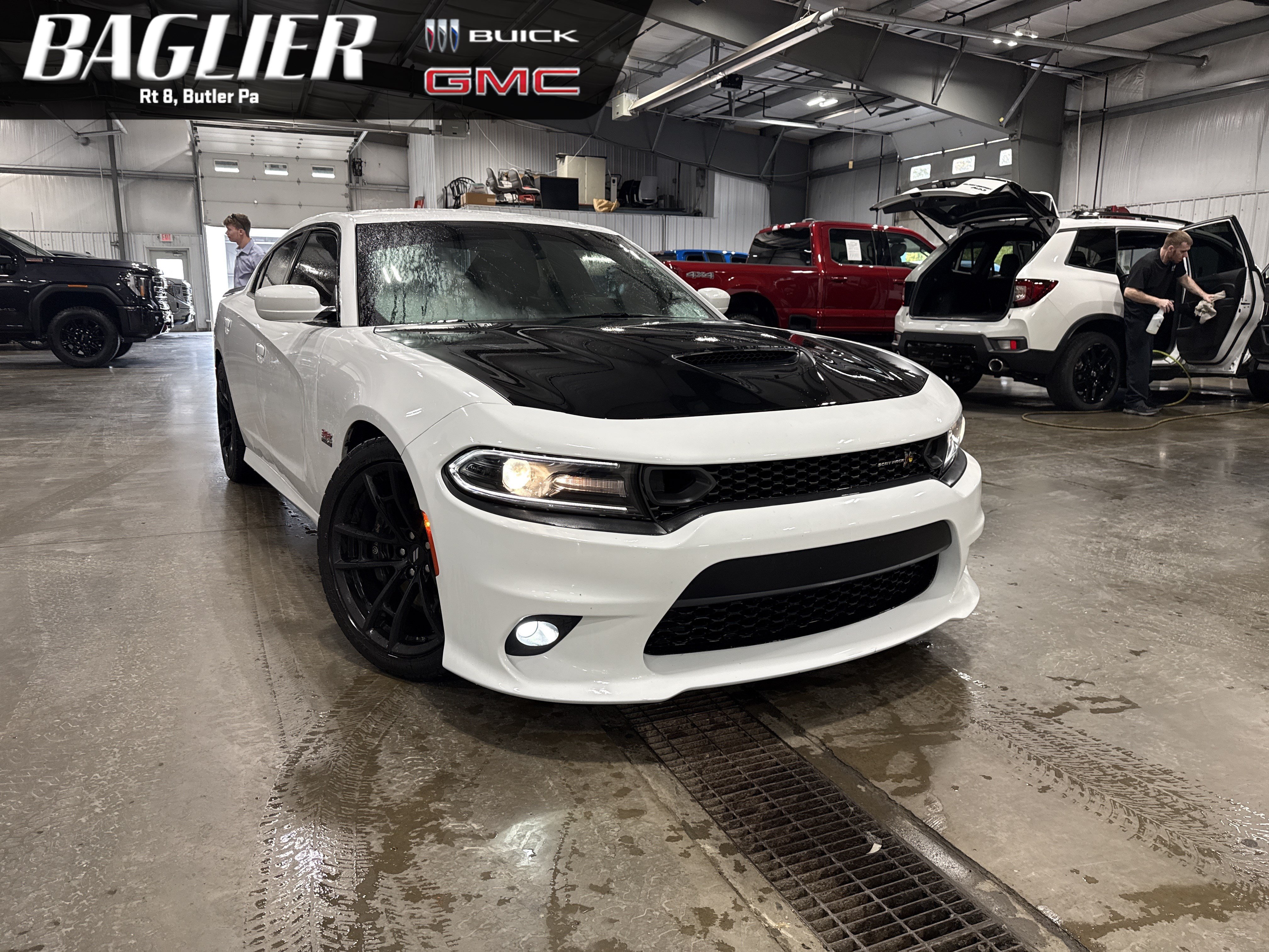 Used 2020 Dodge Charger Scat Pack w/ Dynamics Package RWD image 1