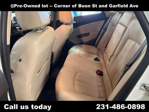 Used 2016 Buick Verano Leather w/ Driver Confidence Package FWD image 27