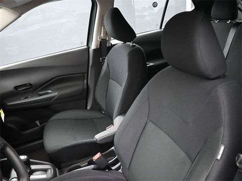 New 2025 Nissan Kicks Play S image 19