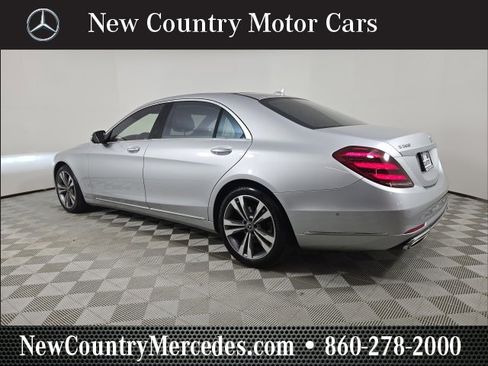 Used 2018 Mercedes-Benz S 560 4MATIC Sedan image 5