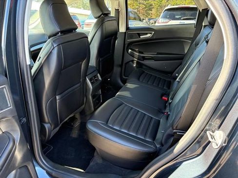 Used 2024 Ford Edge SEL image 19