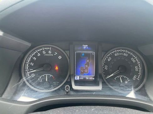 Used 2023 Toyota Tacoma TRD Off-Road AWD/4WD image 17