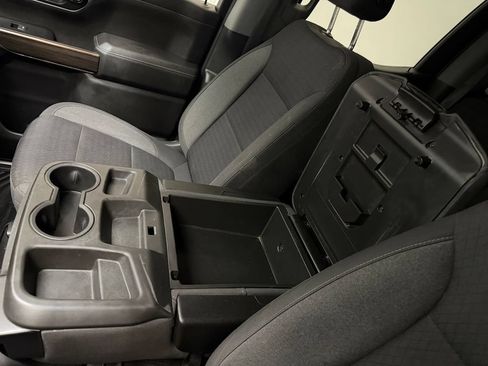 Used 2022 Chevrolet Silverado 1500 LT RWD image 18