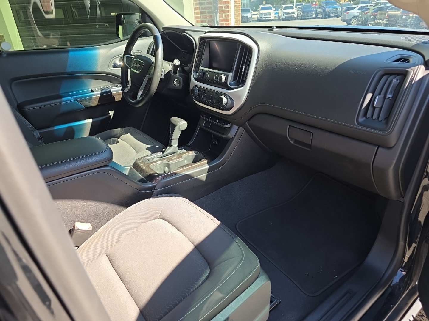Used 2020 GMC Canyon SLE w/ Elevation Edition AWD/4WD image 31