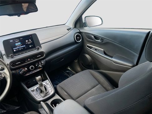 Used 2023 Hyundai Kona SEL image 21