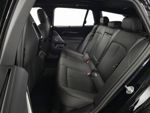 Used 2025 BMW M5 Touring w/ M Driver's Package image 45