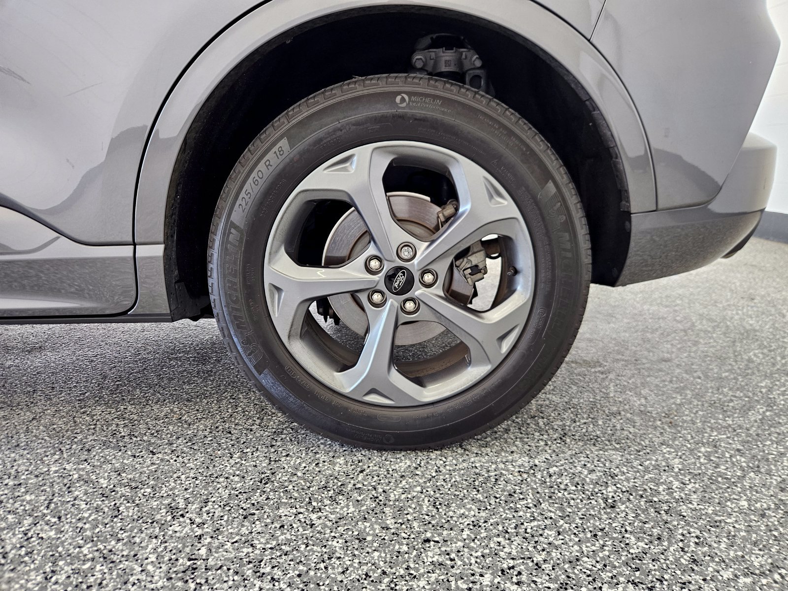 Used 2024 Ford Escape ST-Line w/ Tech Pack #1 FWD image 11