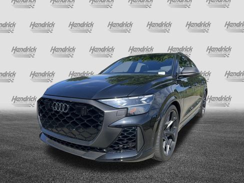 Used 2025 Audi RS Q8 performance AWD/4WD image 5