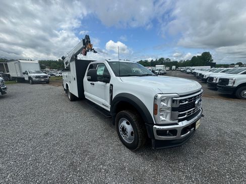 New 2026 Ford F550 4x4 Supercab Super Duty image 3