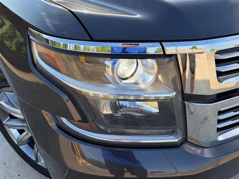 Used 2015 Chevrolet Tahoe LTZ AWD/4WD image 17